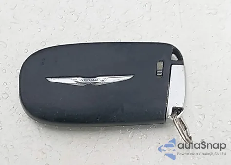 2014 Chrysler 300 z USA, uszkodzony, nr VIN 2C3CCAAG8EH276083